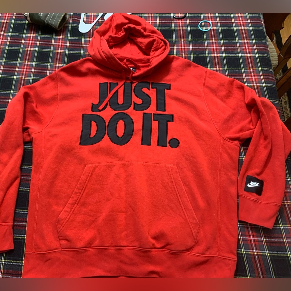 Mens Size Large Nike Just Do It Red & Black Hoodie Sweater
